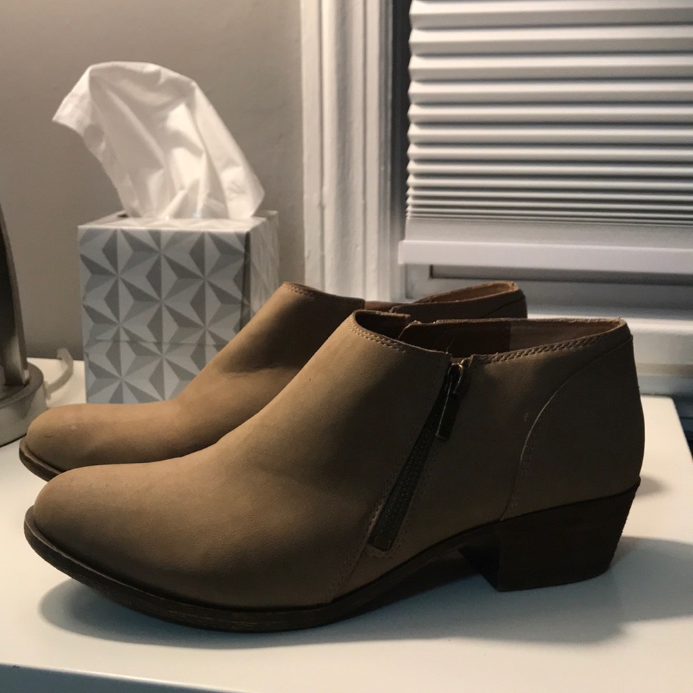 Lucky Brand mini booties